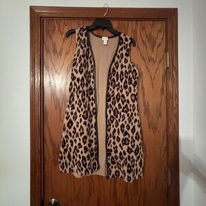 FINAL PRICE!! $21 NWOT Chico's Size 1 Leopard Print Long Vest